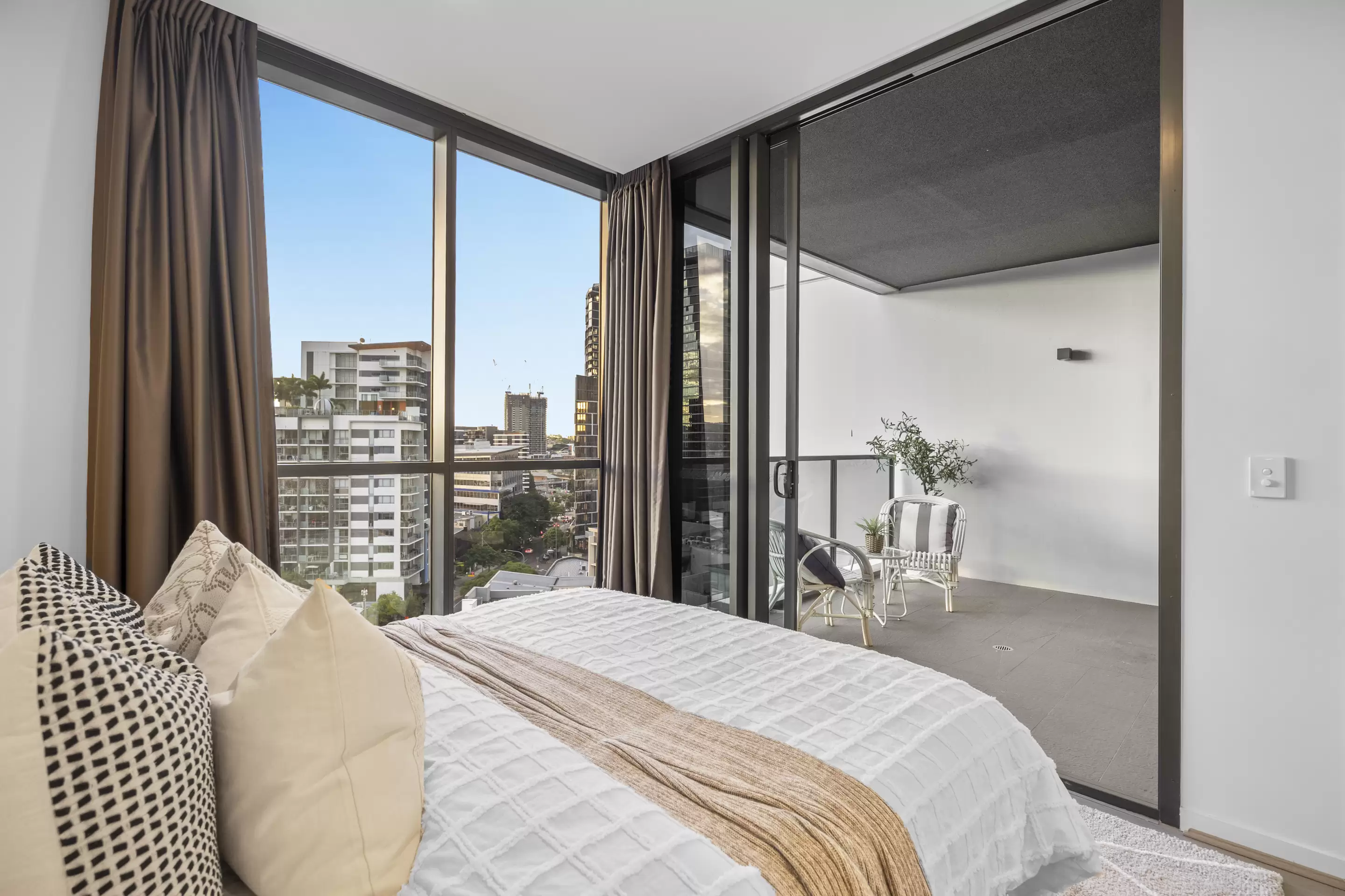1106/2-4 Edmondstone Street, South Brisbane For Sale by Aurora Property - image 11