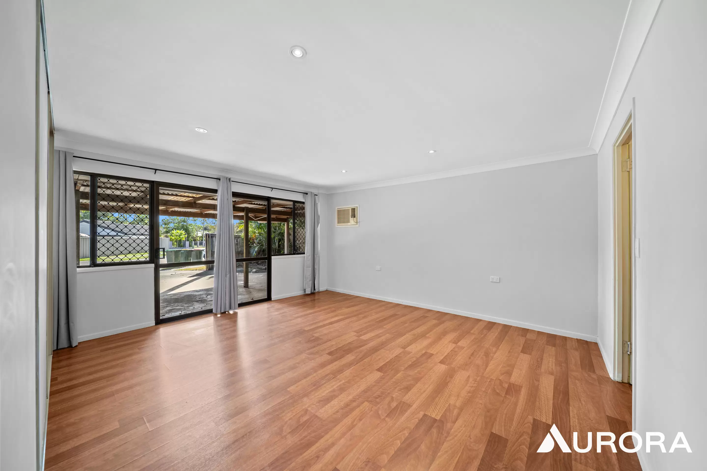 84 Ervatamia St, Runcorn Leased by Aurora Property - image 7