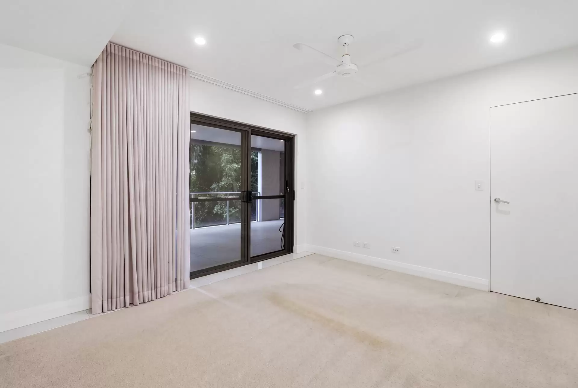 9/18 Helen Street, Teneriffe For Lease by Aurora Property - image 1