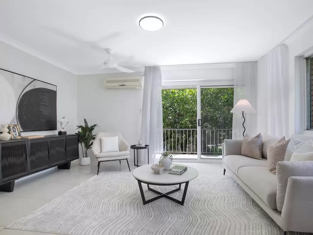 4/16 Kitchener Street, Coorparoo For Sale by Aurora Property