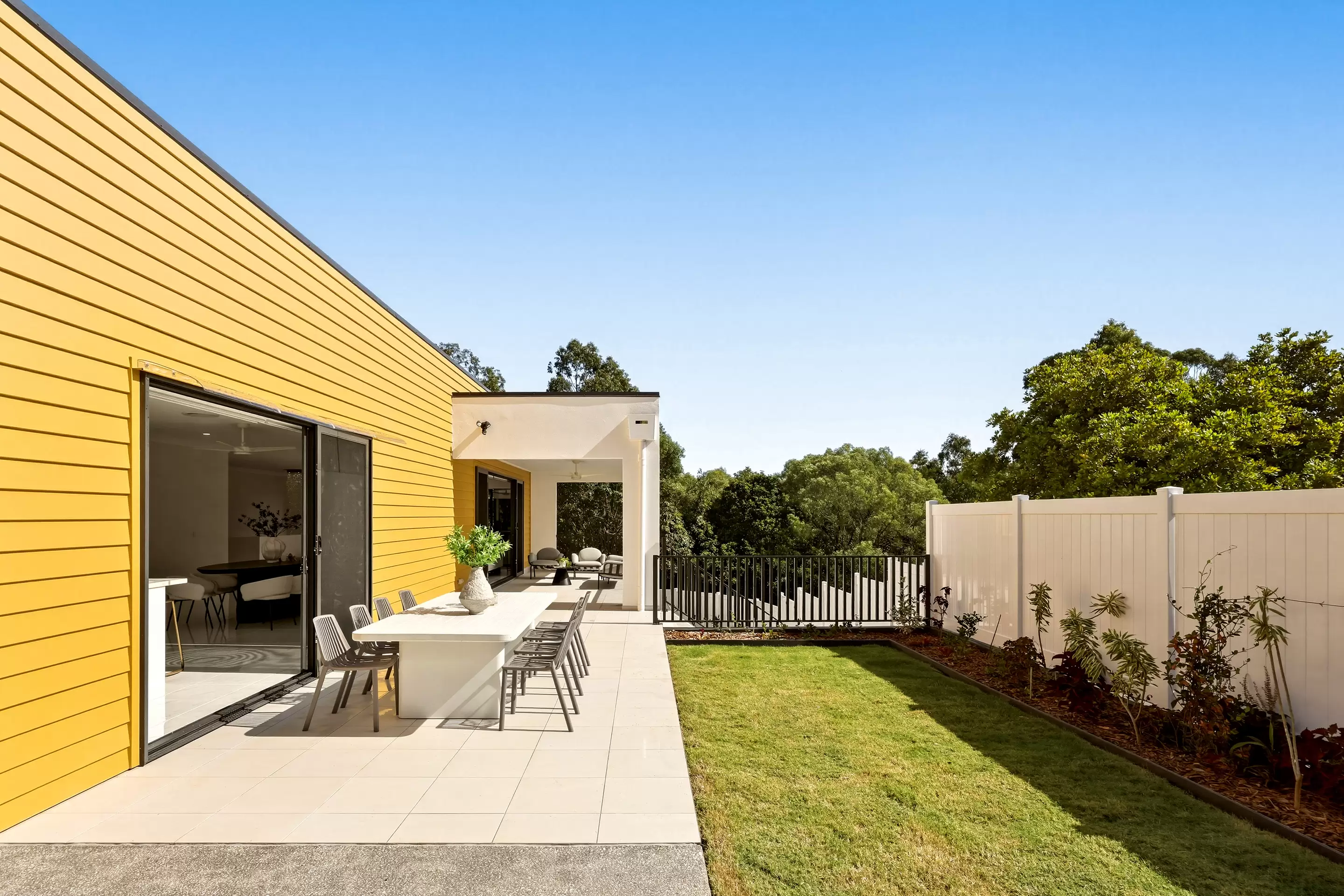 1 Astonbrook Close, Carindale For Sale by Aurora Property - image 28
