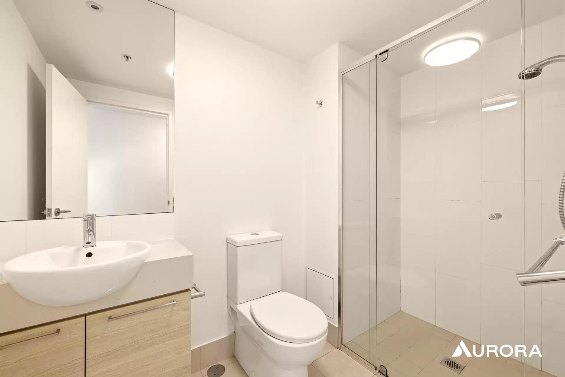 10513/8 Harbour Road, Hamilton For Lease by Aurora Property - image 1