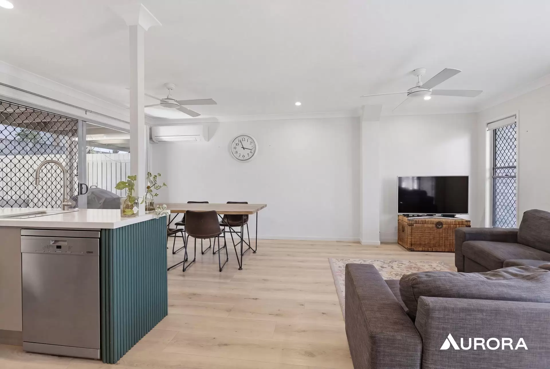 5/8 Eric Road, Holland Park For Lease by Aurora Property - image 1