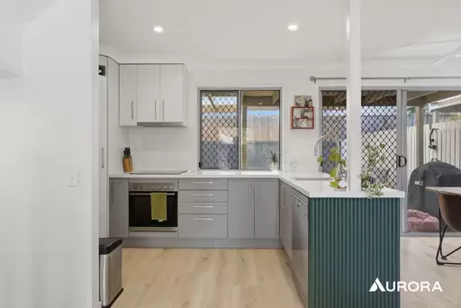 5/8 Eric Road, Holland Park For Lease by Aurora Property