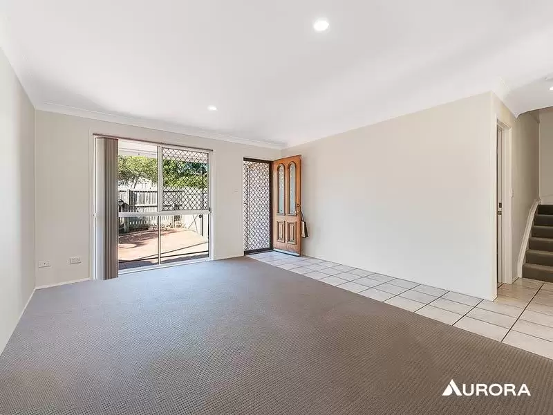 2/35 Noela Street, Coorparoo For Lease by Aurora Property - image 1
