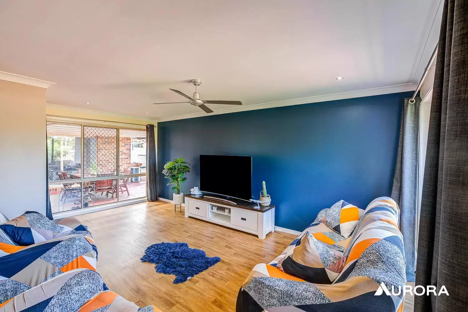 8 Gregory Court, Cleveland For Lease by Aurora Property - image 4
