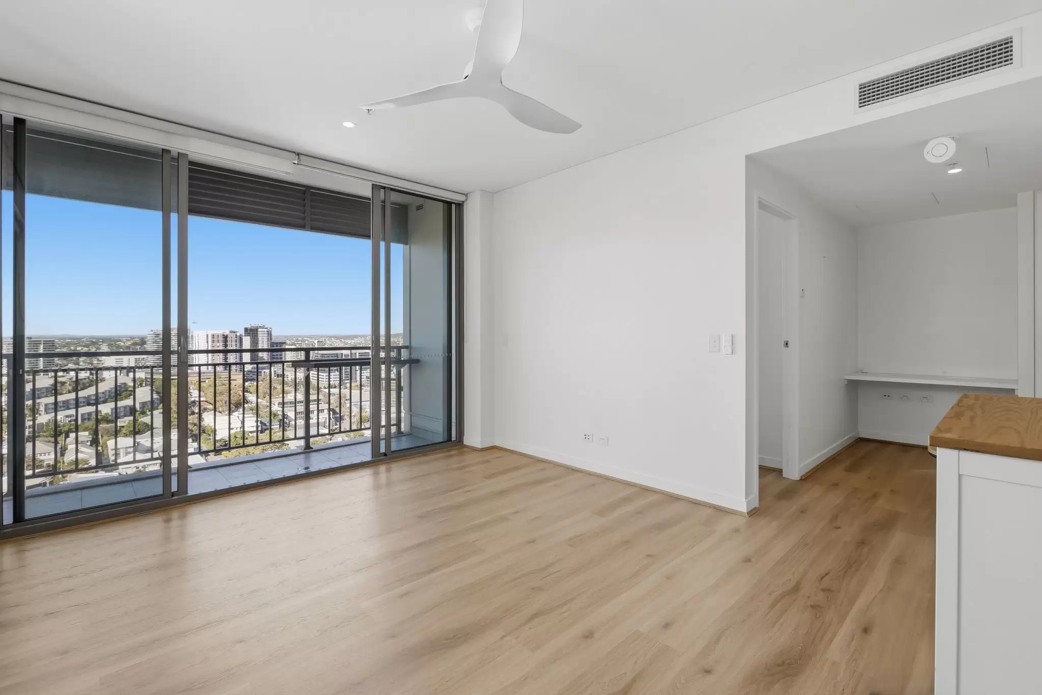 2008/35 Campbell Street, Bowen Hills For Lease by Aurora Property - image 4