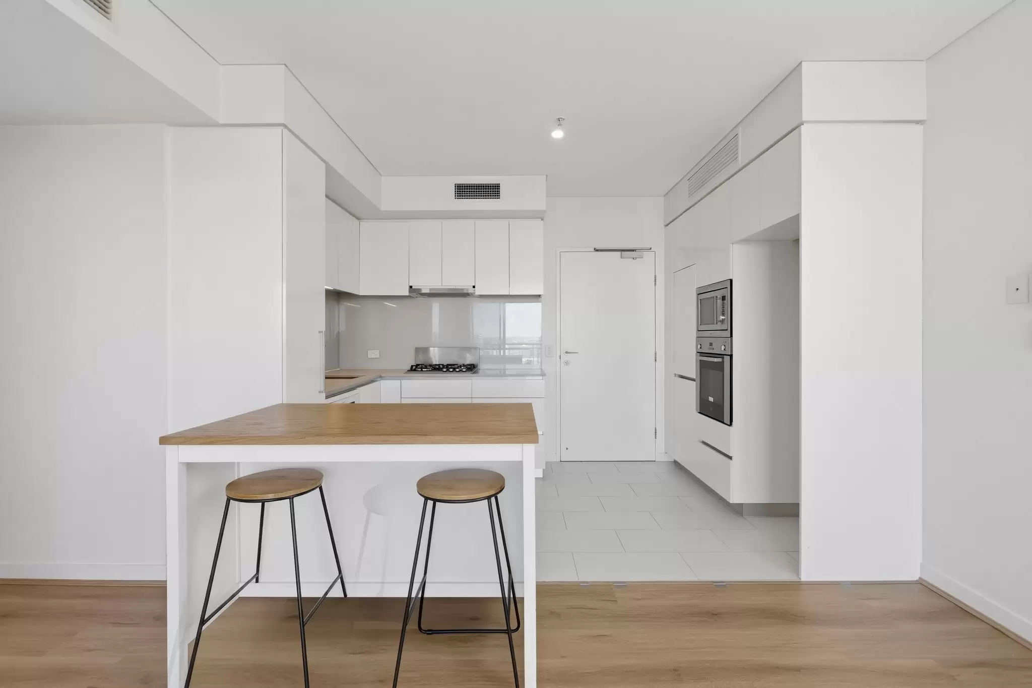 2008/35 Campbell Street, Bowen Hills For Lease by Aurora Property - image 3