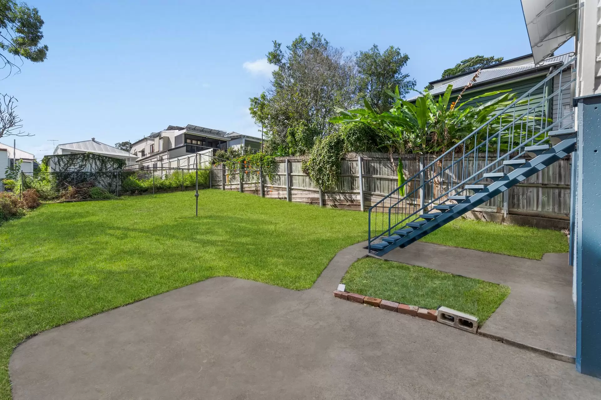 14 Loch Street, West End For Lease by Aurora Property - image 1