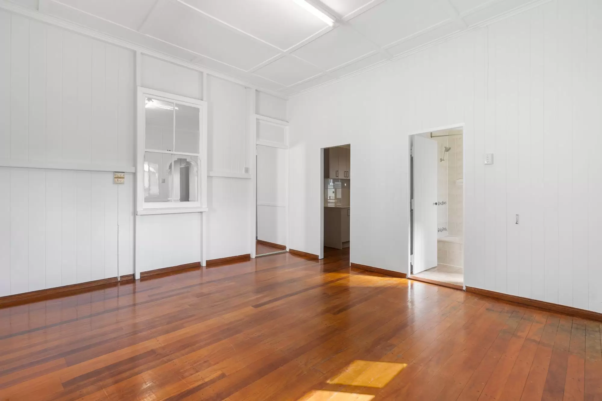 14 Loch Street, West End For Lease by Aurora Property - image 5