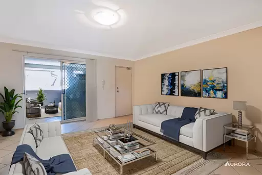 8/15 Cardross Street, Yeerongpilly Sold by Aurora Property