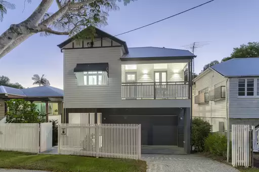 39 Hetherington Street, Herston Sold by Aurora Property