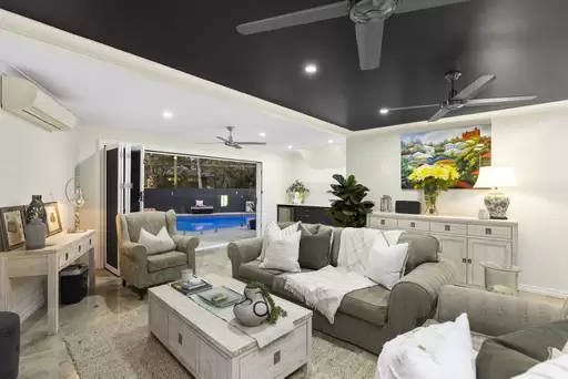 12 Mirrabooka Road, Ashgrove Sold by Aurora Property