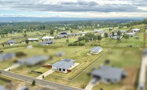 7 Laverton Close, Plainland Sold by Aurora Property