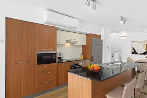 2602/6-10 Manning Street, South Brisbane Sold by Aurora Property