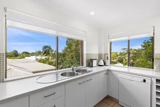6/63 Groom Street, Gordon Park Sold by Aurora Property