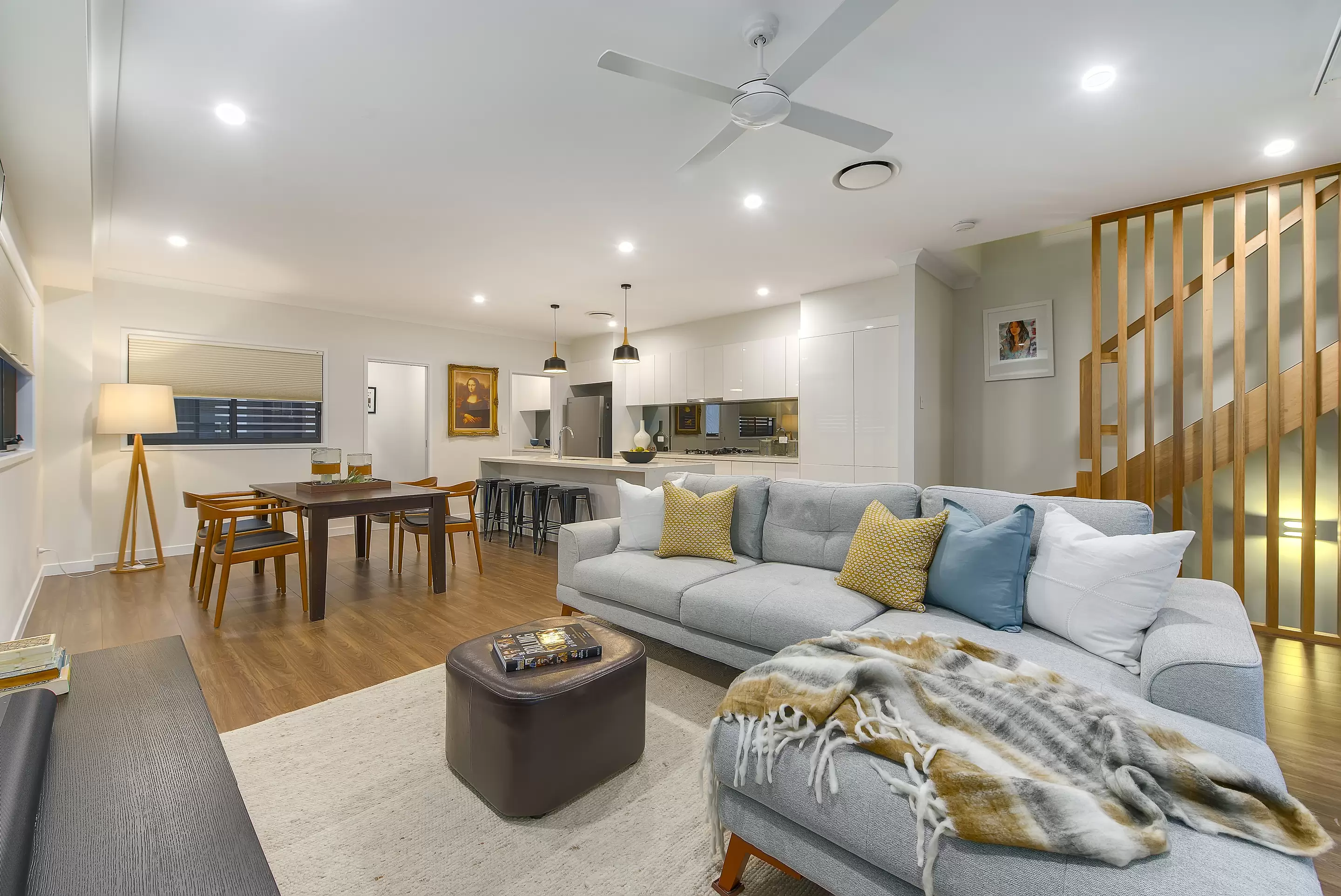 8/133 Samford Road, Enoggera Sold by Aurora Property - image 1