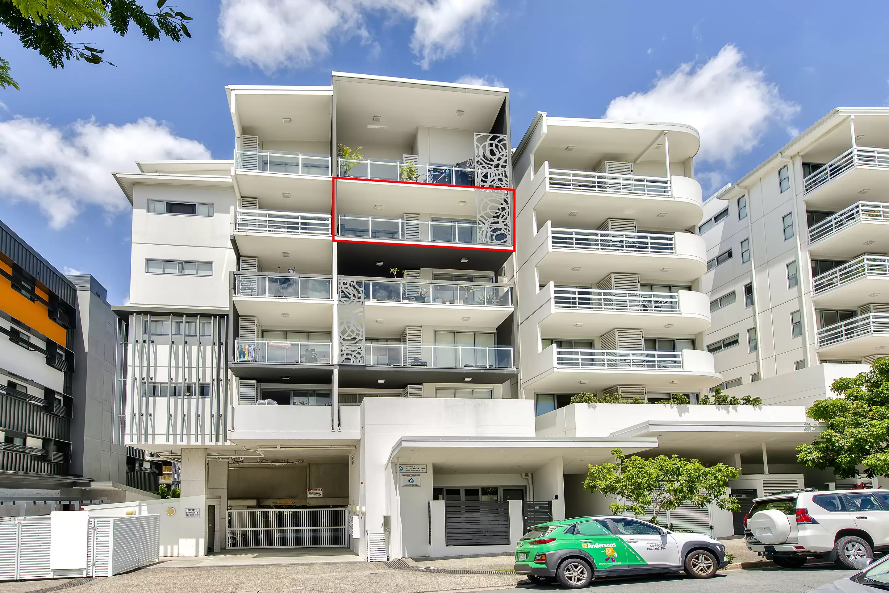 504/19 Isedale Street, Wooloowin Sold by Aurora Property - image 1