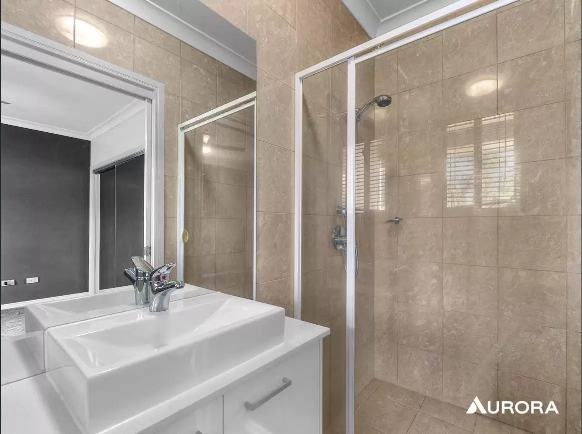 2/85 Stevenson Street, Ascot Leased by Aurora Property - image 3