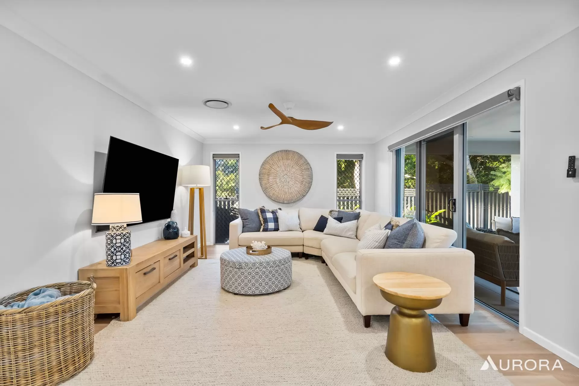 48 Carisbrook Circuit, Forest Lake Sold by Aurora Property - image 1