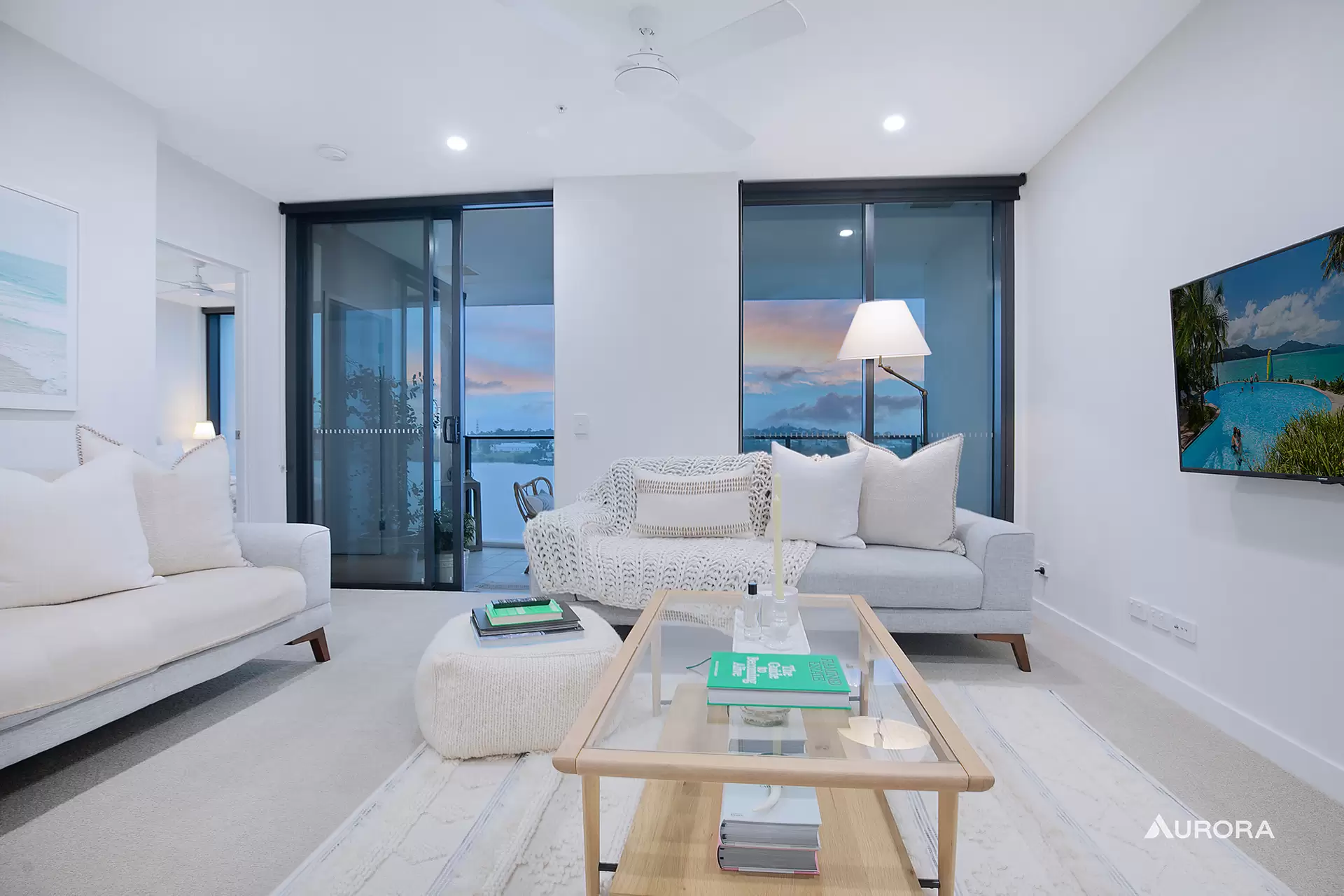 10201/7 Wharf Street, Hamilton Sold by Aurora Property - image 1