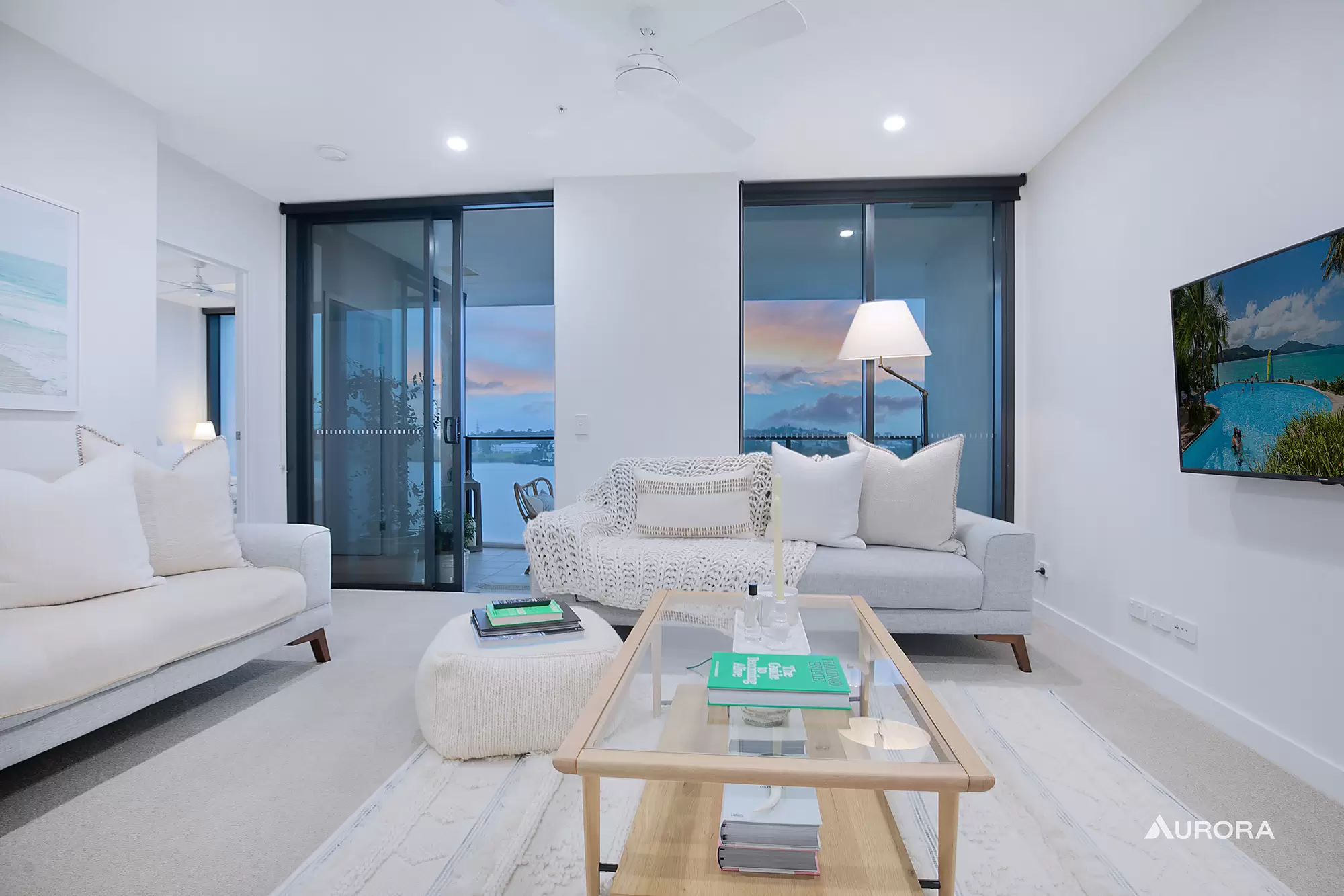 10201/7 Wharf Street, Hamilton Sold by Aurora Property - image 2